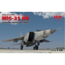 1:48 MiG-25 RB